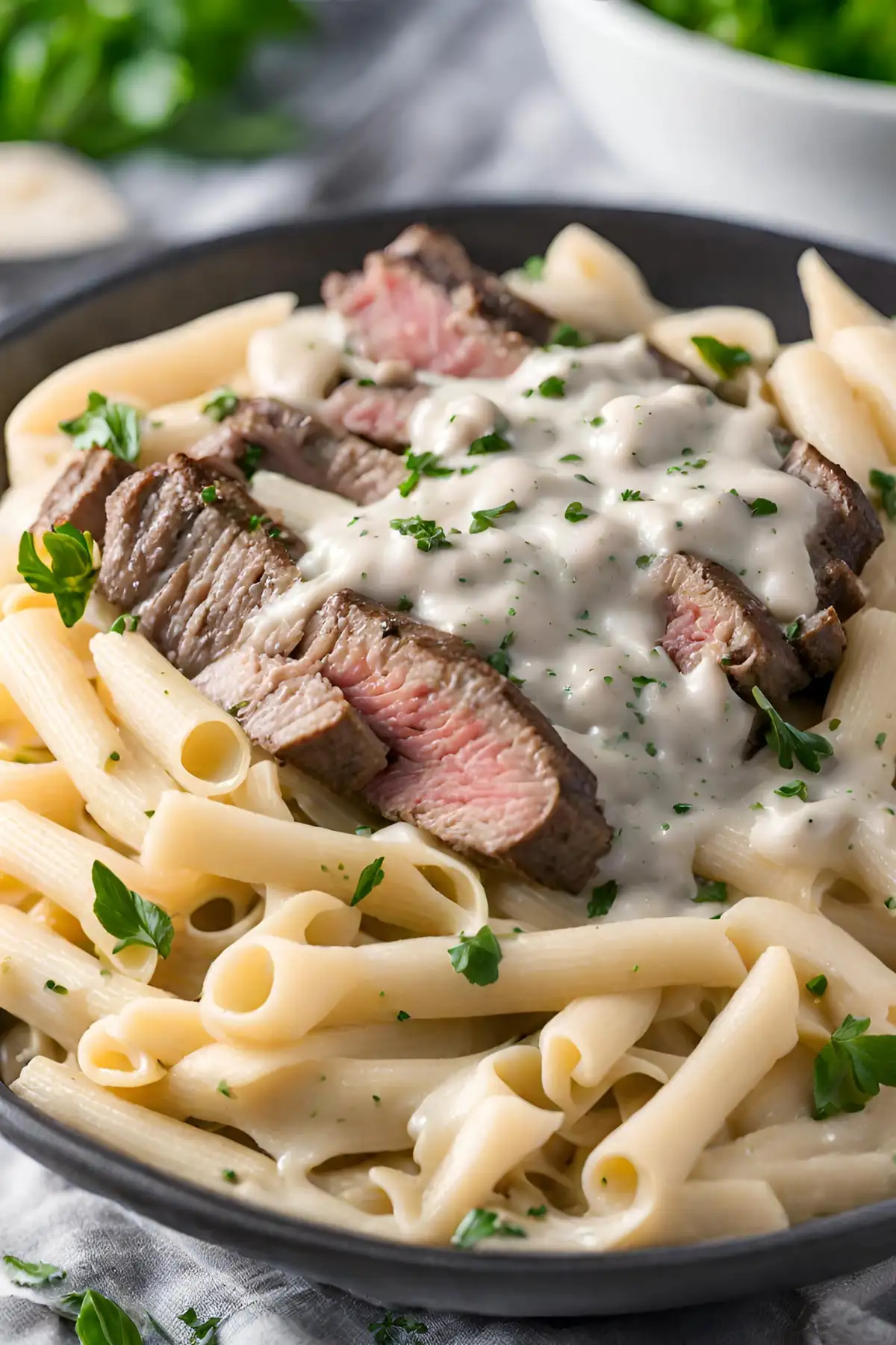 Classic Steak Alfredo Pasta